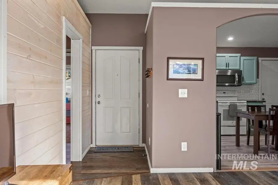 1206 Flint Dr, Caldwell, ID 83607 - #2