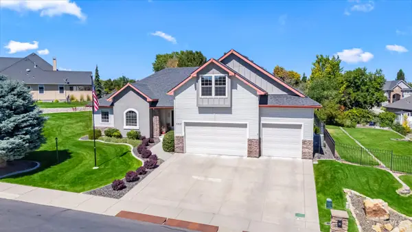 2813 S Bayhill Ct, Nampa, ID 83686