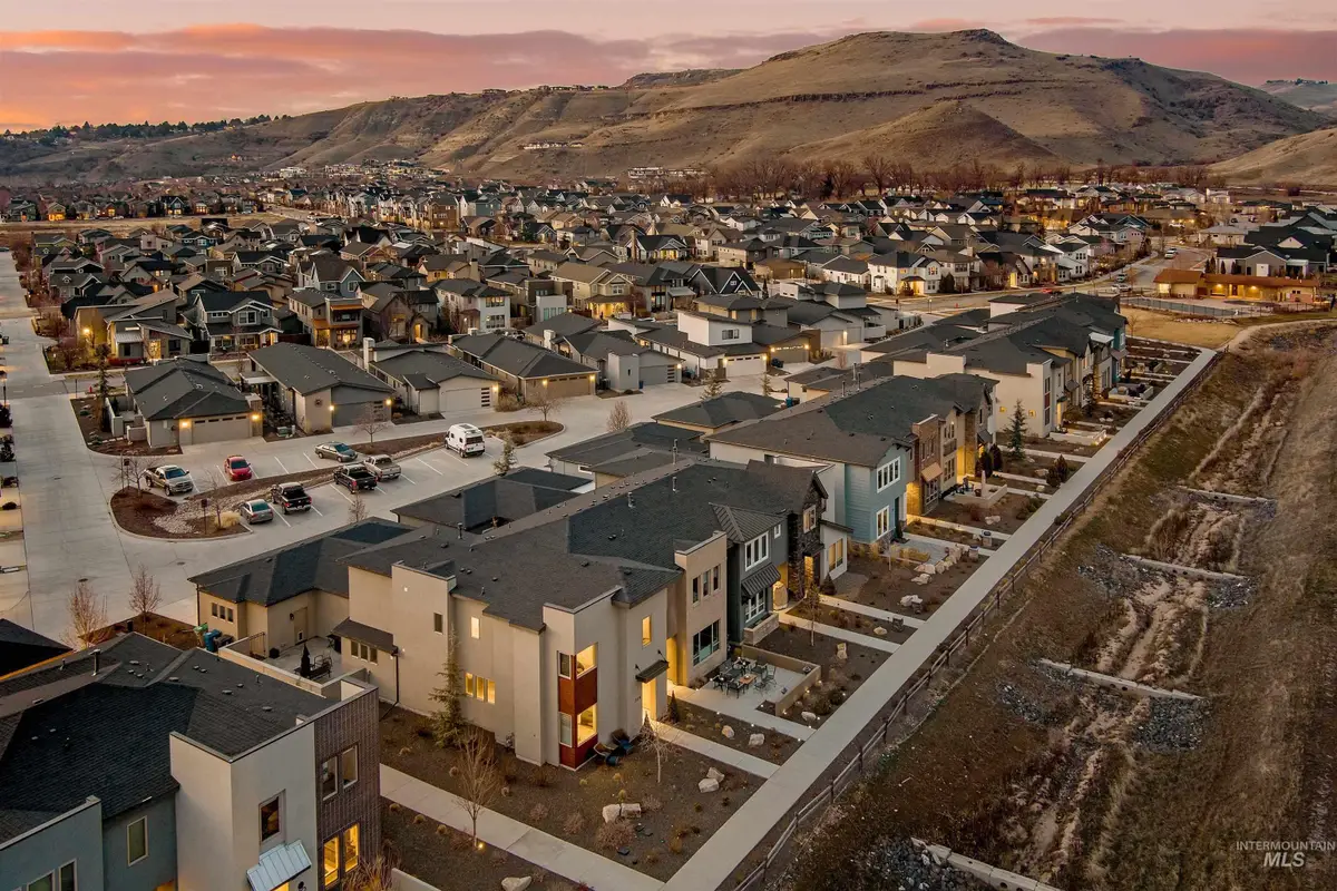 3174 S Hopes Well Way, Boise, ID 83716 - #1