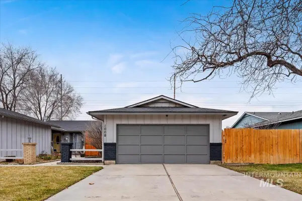 1008 W Crest Wood Dr, Meridian, ID 83642