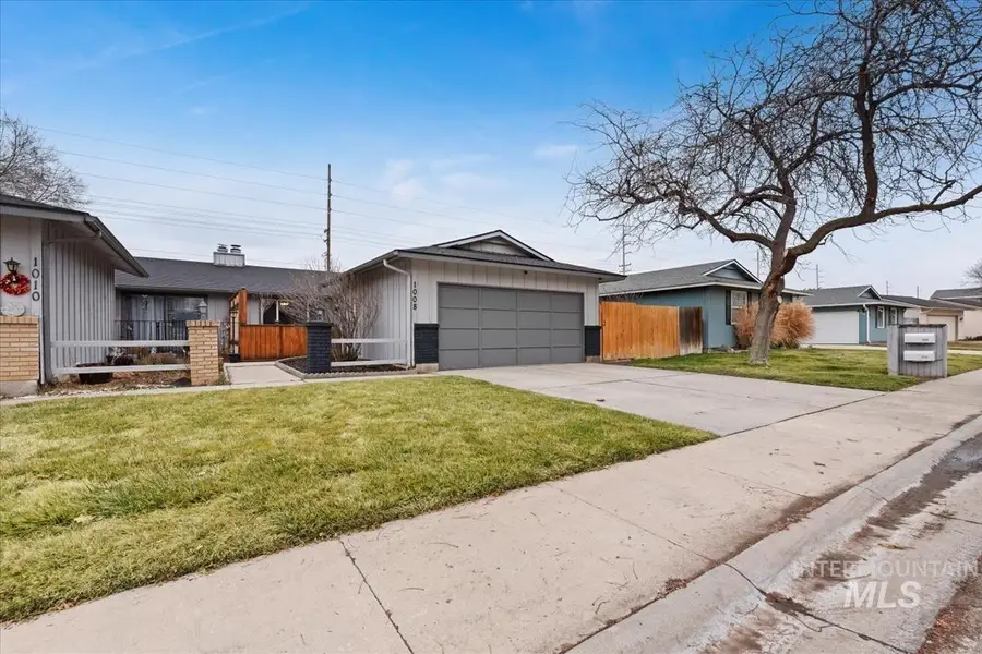 1008 W Crest Wood Dr, Meridian, ID 83642 - #3