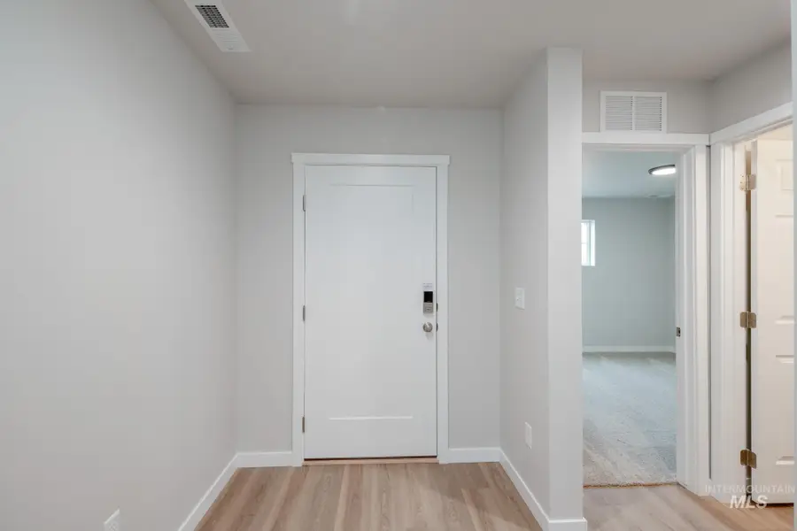 2182 N Thunderbolt St, Mountain Home, ID 83647 - #2