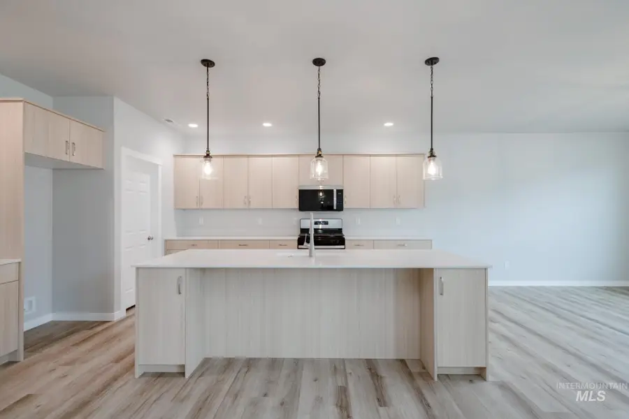 8318 E Bright Angel Dr, Nampa, ID 83687 - #3