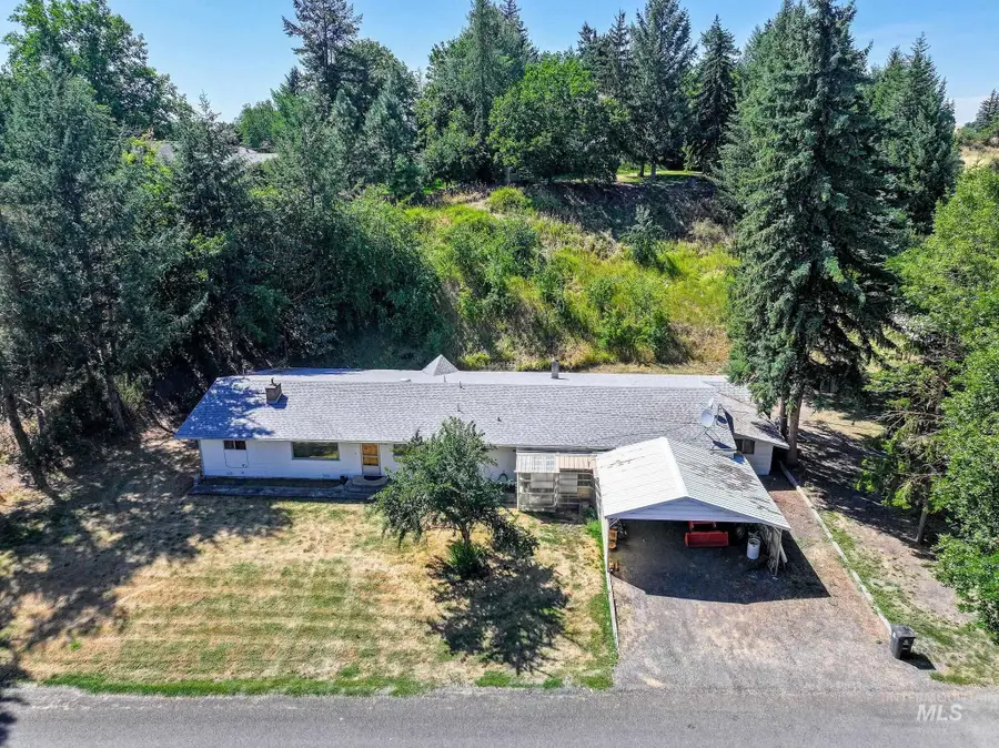 243 N Fir, Genesee, ID 83832 - #3