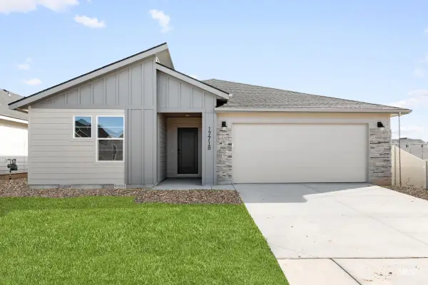 17718 N Boone Peak Ave, Nampa, ID 83687