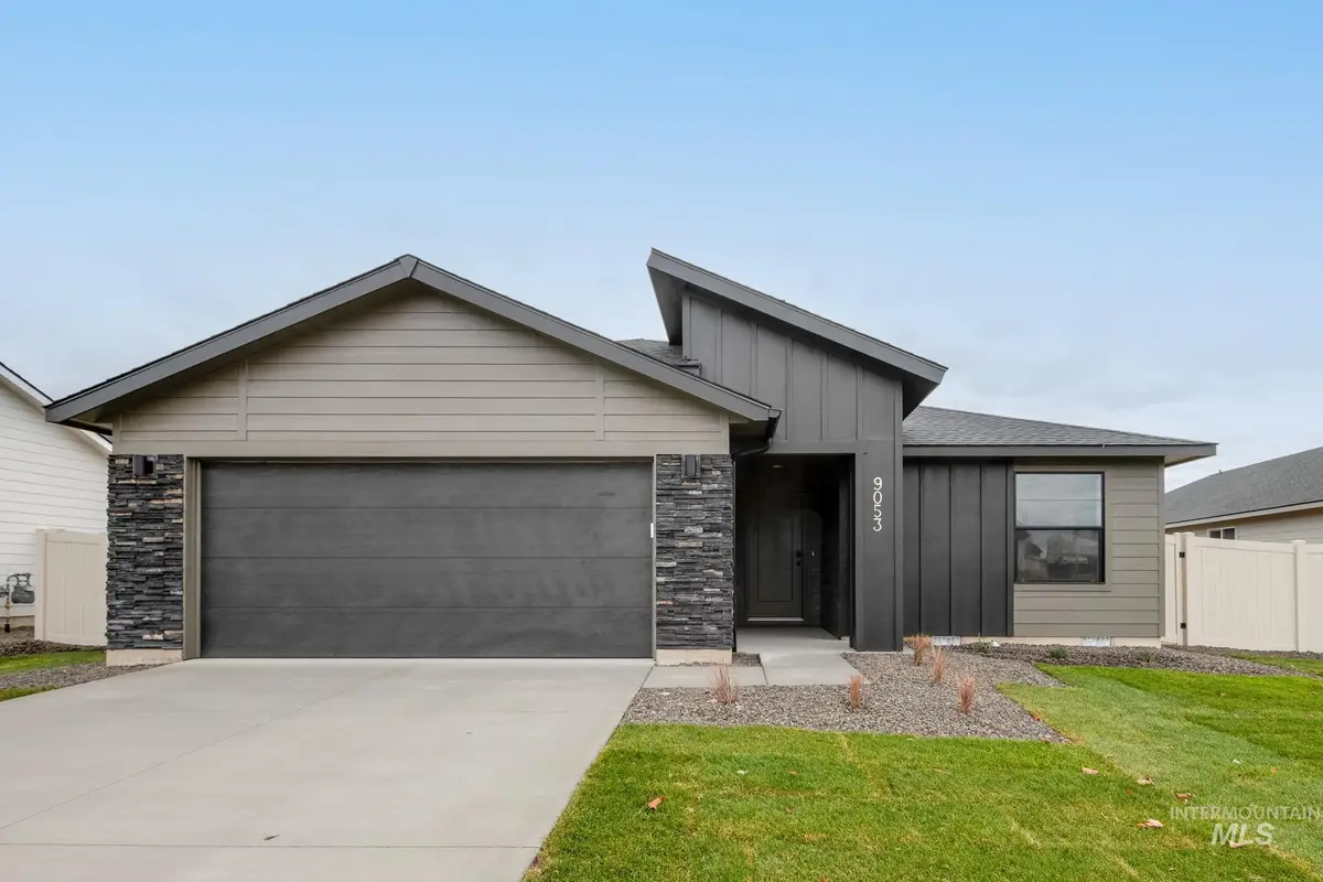 7107 E Shields Dr, Nampa, ID 83687 - #1