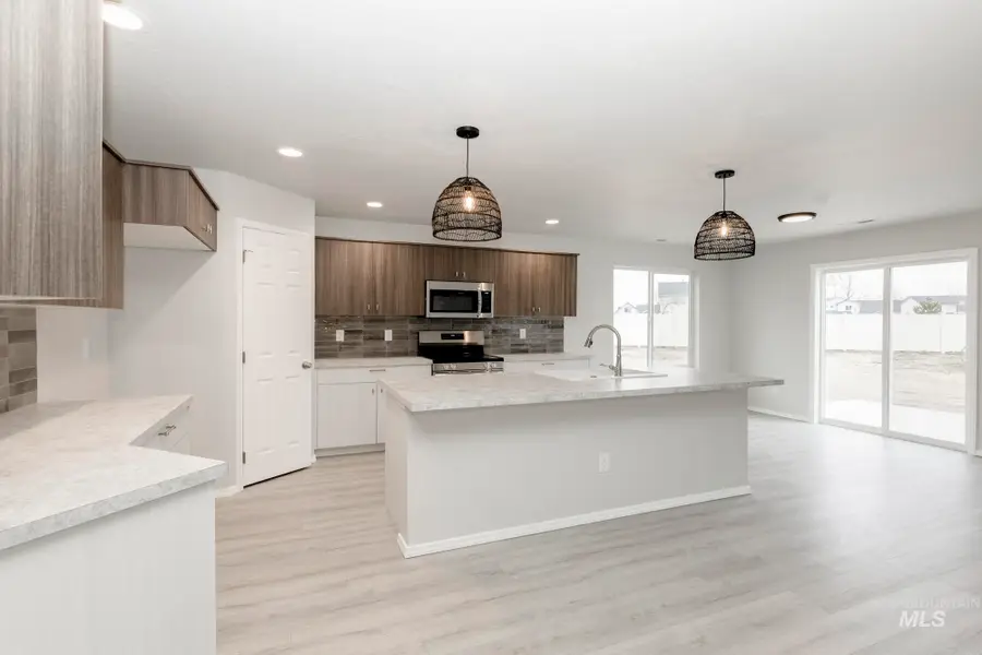 17226 N Swan Springs Pl, Nampa, ID 83687 - #3