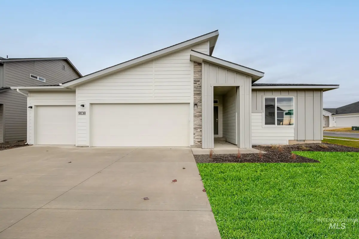 5384 S Desert Cactus Ave, Meridian, ID 83642 - #1