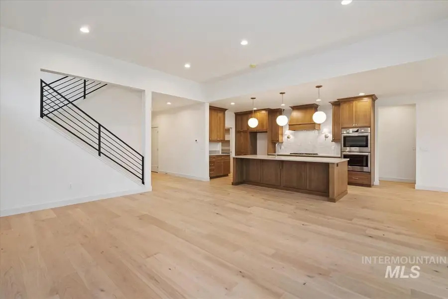 3300 N 39th St, Boise, ID 83703 - #2