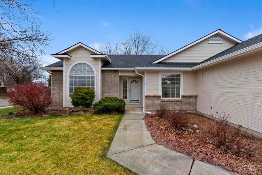 44 S Firwood Ave, Eagle, ID 83616 - #3