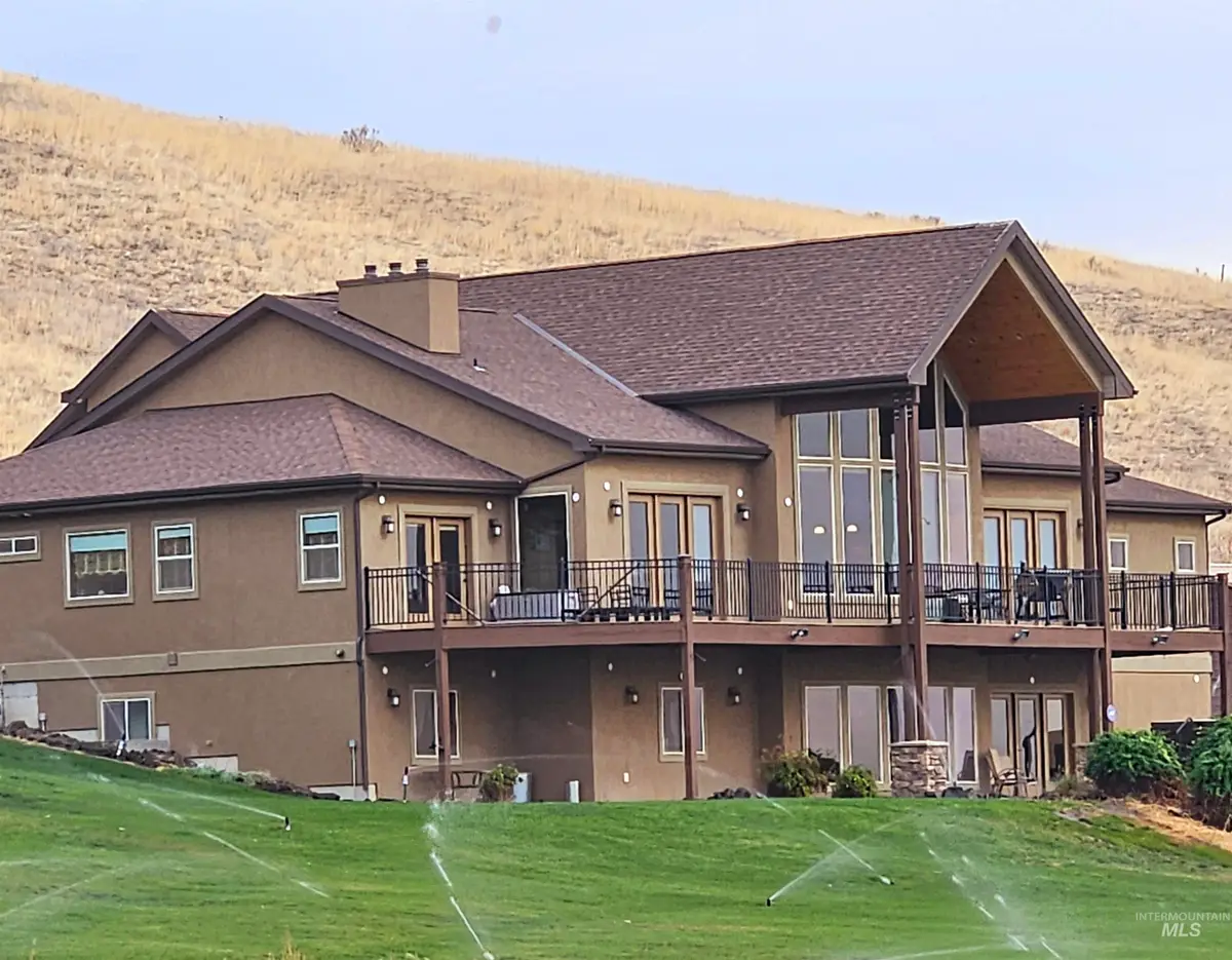 380 Hill Rd, Weiser, ID 83672 - #1