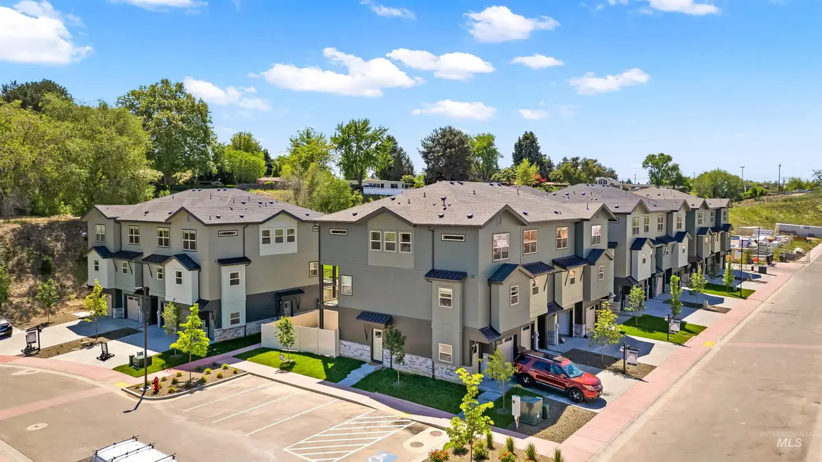 4337 N Waltz Lane, Garden City, ID 83714 - #1