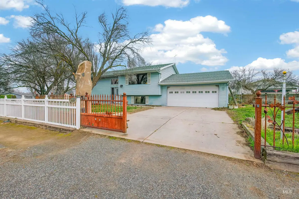 3181 Hallgren Drive, Clarkston, WA 99403 - #1