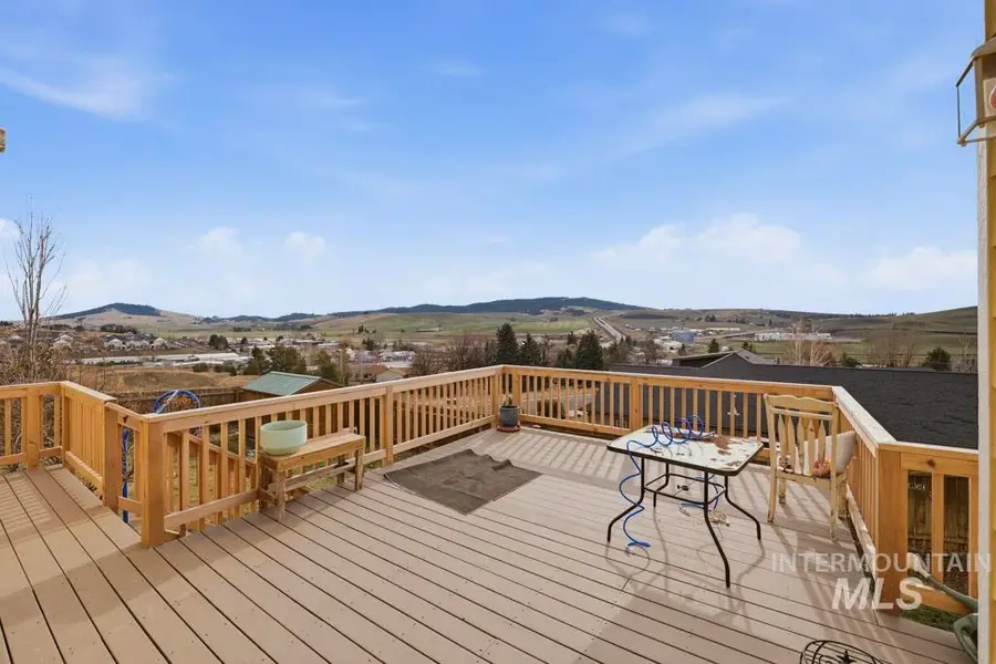 521 Victoria Dr, Moscow, ID 83843 - #2