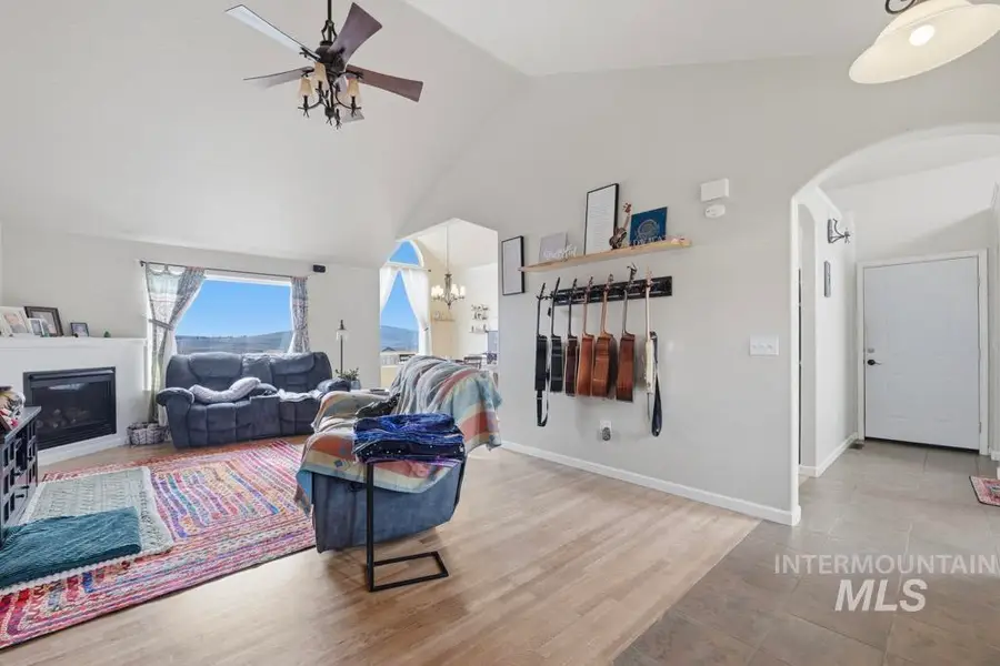 521 Victoria Dr, Moscow, ID 83843 - #3