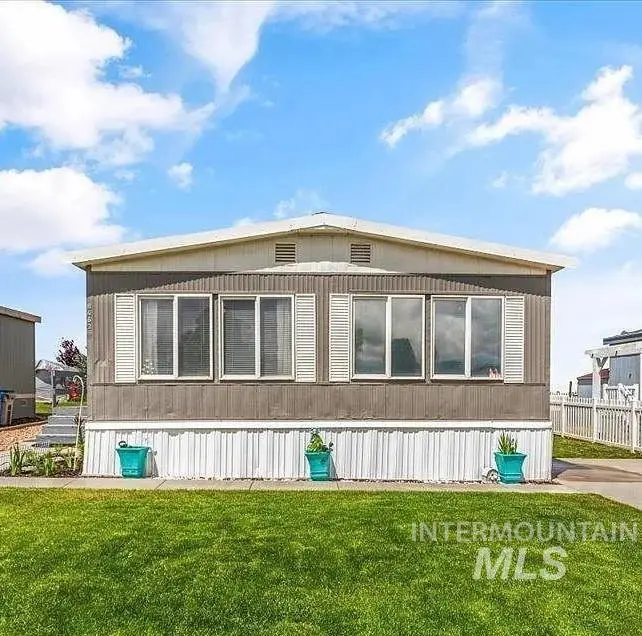 8463 Blue Heaven Ln, Boise, ID 83716 - #1