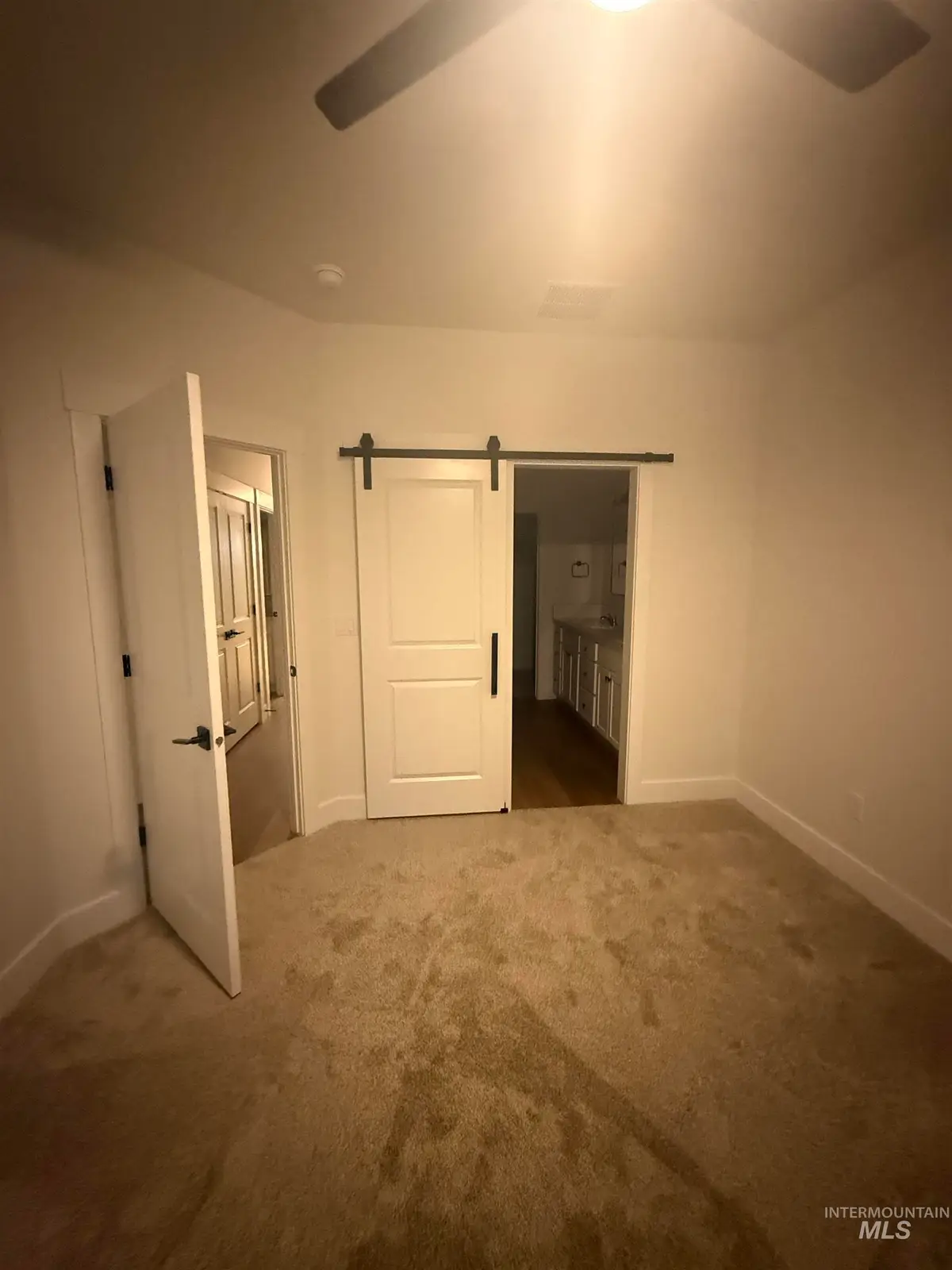 501 W California Ave, Homedale, ID 83628 - #1