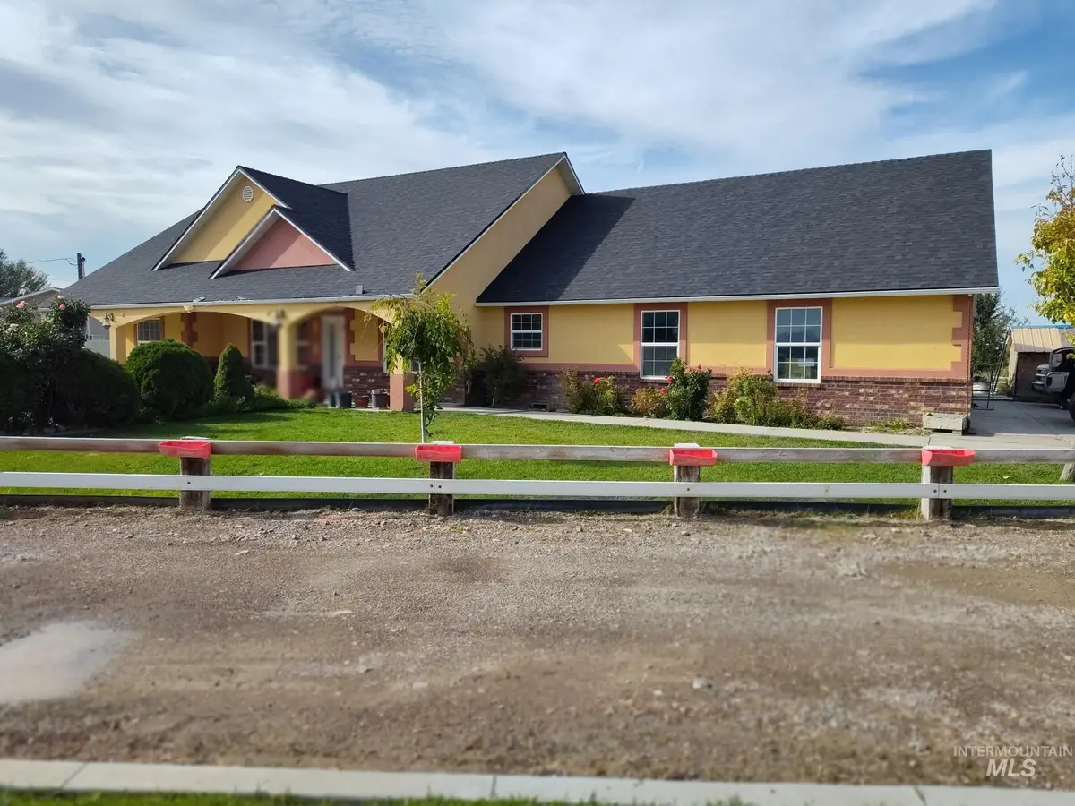 842 W 400 S, Heyburn, ID 83336 - #1