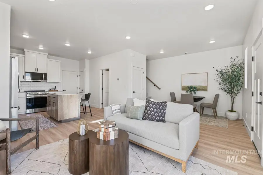 2105 E Deep Purple Lane, Meridian, ID 83642 - #2