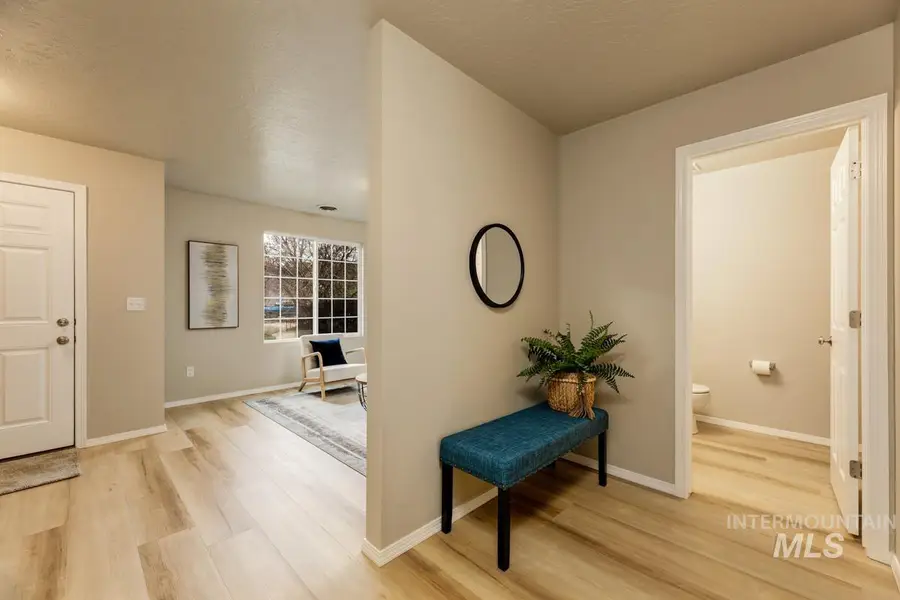 3558 N Bryce Canyon Ave, Meridian, ID 83646 - #2