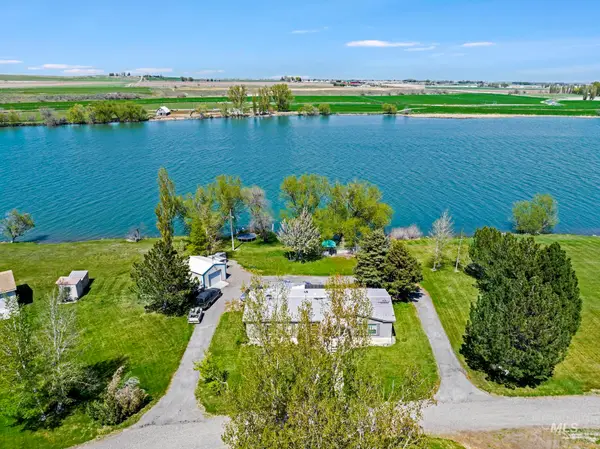 392 W 90 N, Burley, ID 83318