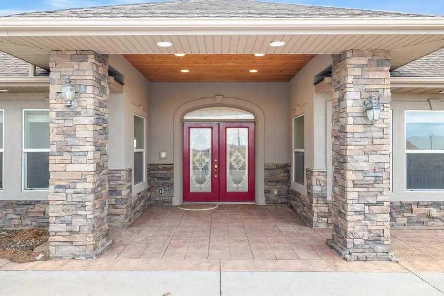 302 S 700 E, Jerome, ID 83338 - #2