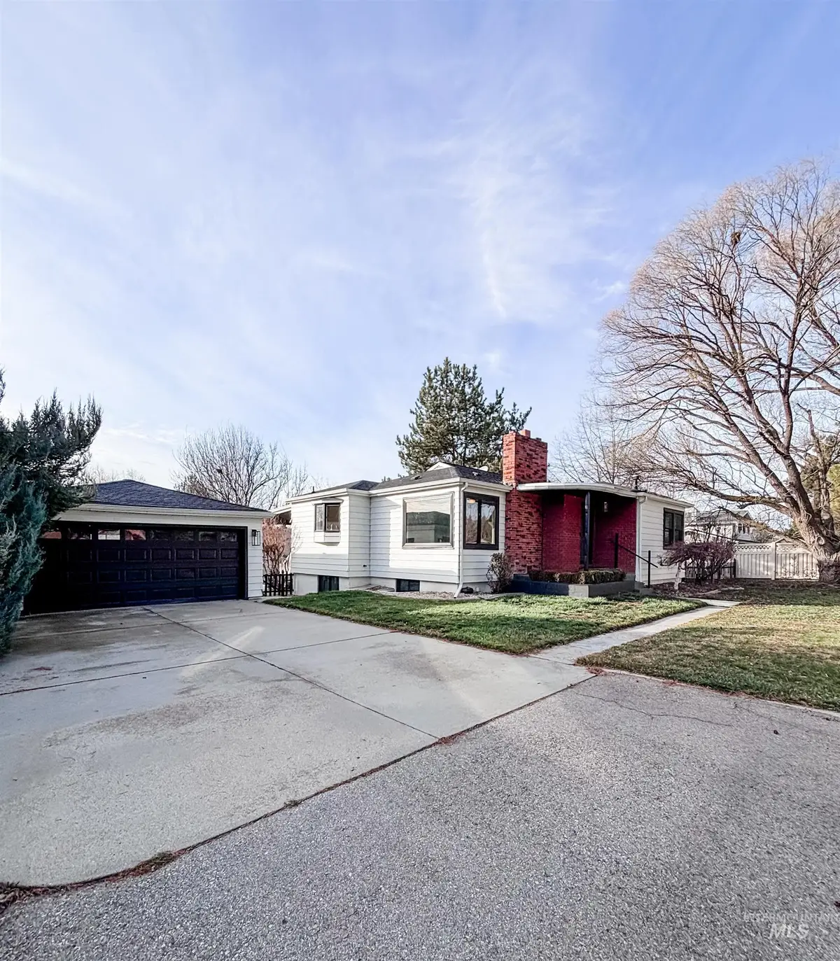 743 N Horseshoe Bend Rd, Eagle, ID 83616 - #1