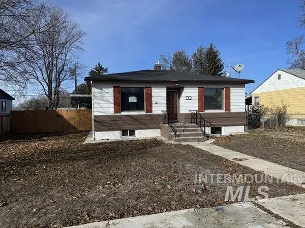 9 N State St, Nampa, ID 83651