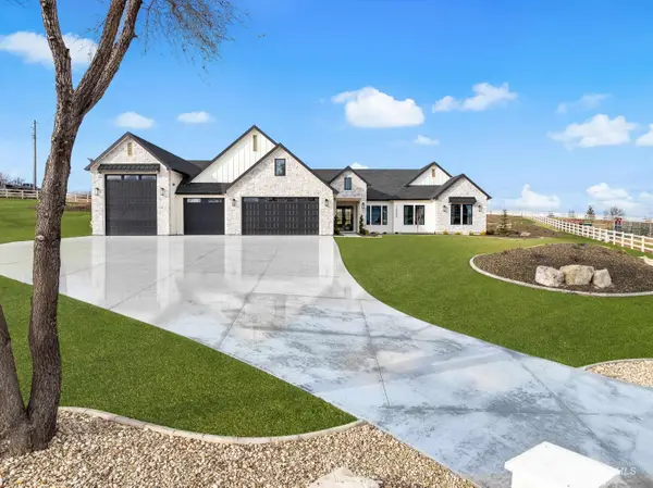 12092 Swainsons Lane, Nampa, ID 83686