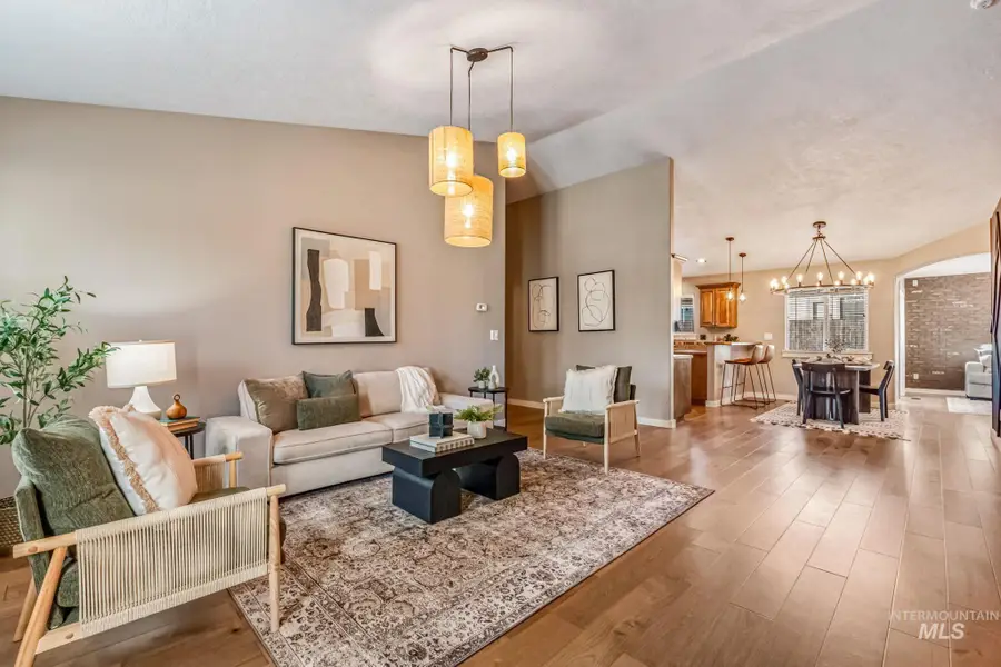 2015 S Sandcrest Loop, Nampa, ID 83686 - #3