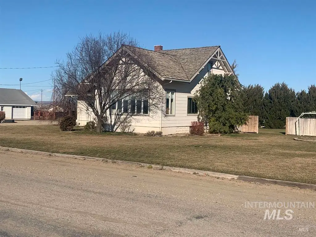 6600 Denver Rd, Fruitland, ID 83619 - #1