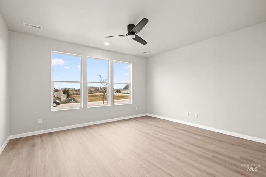 6780 W Redwood Creek Dr, Meridian, ID 83646 - #2