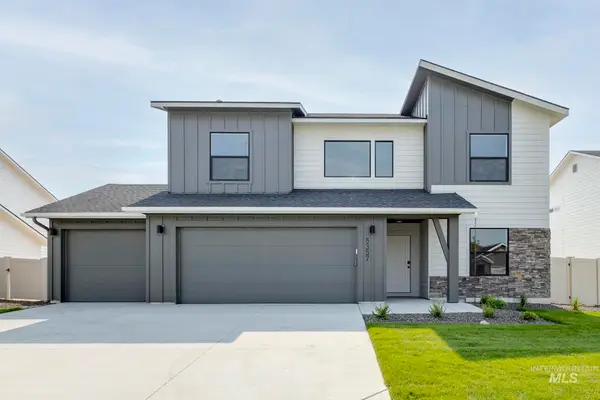 1669 Dyer St, Middleton, ID 83644
