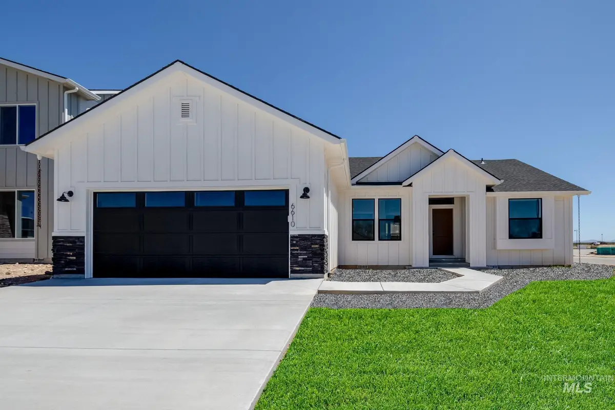 5386 S Bittercreek Ave, Meridian, ID 83642 - #1