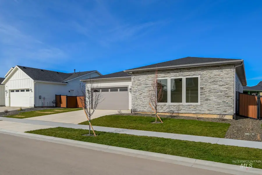 9800 W Novato St, Star, ID 83669 - #3