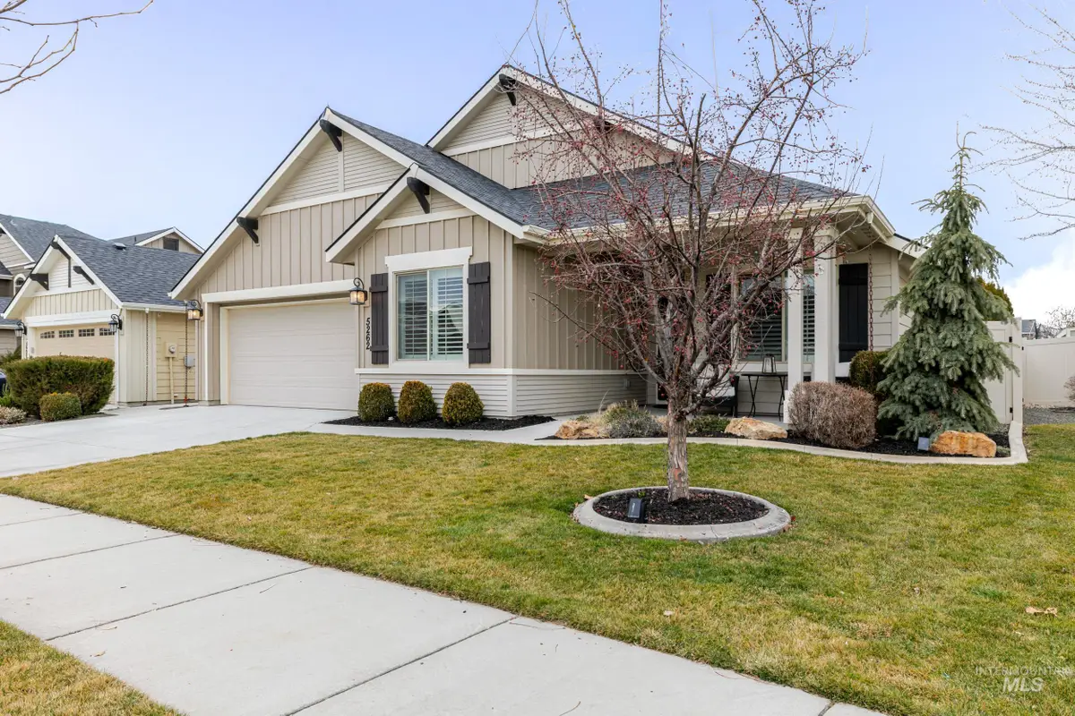 5262 W Los Flores, Meridian, ID 83646 - #1