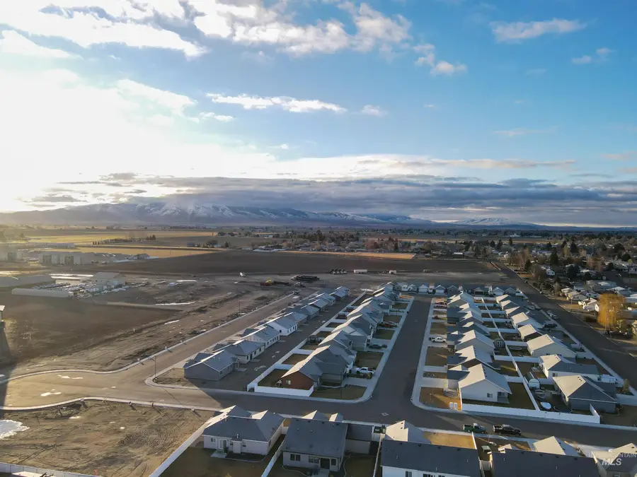 2401 Bristol Avenue, Burley, ID 83318 - #2