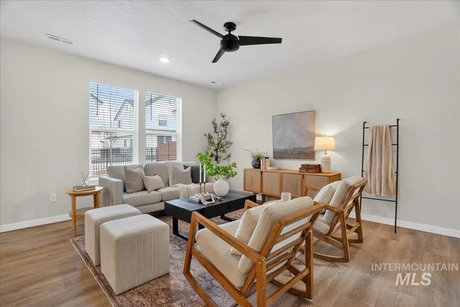 7136 W Riverwood St, Boise, ID 83709 - #3