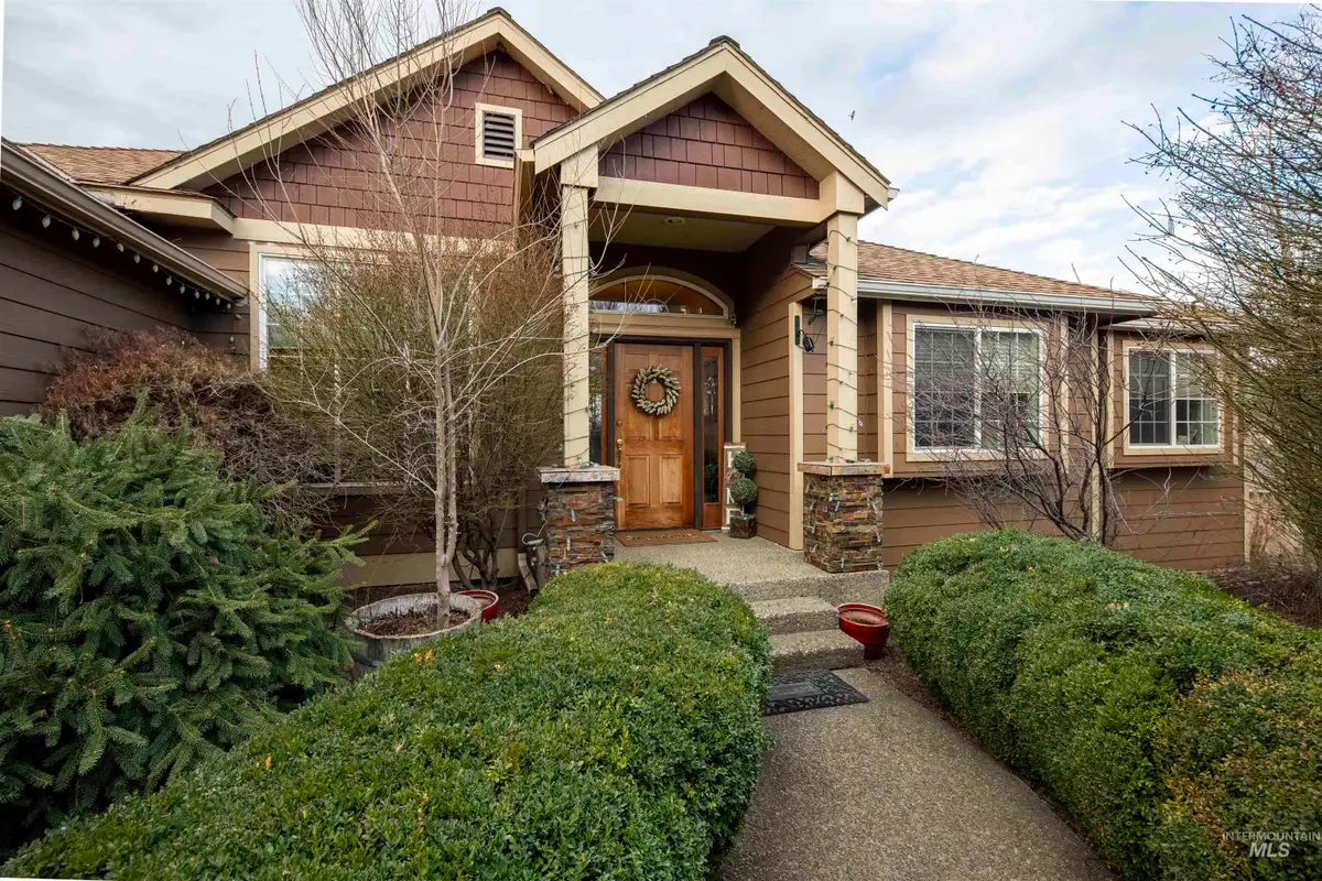 3780 Nicklaus Drive, Clarkston, WA 99403 - #1