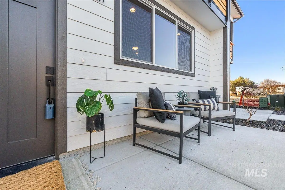 1433 N Bluffs Ridge Lane, Boise, ID 83704 - #1