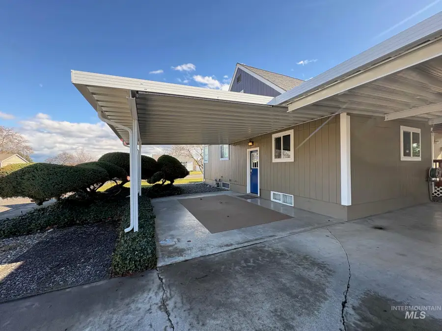 1302 4th Street, Clarkston, WA 99403 - #3