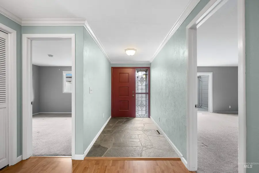 4300 W Pasadena Dr Apt 35, Boise, ID 83705 - #2