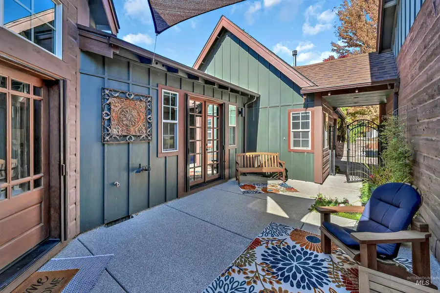 9685 W Sultana Drive, Garden City, ID 83714 - #2