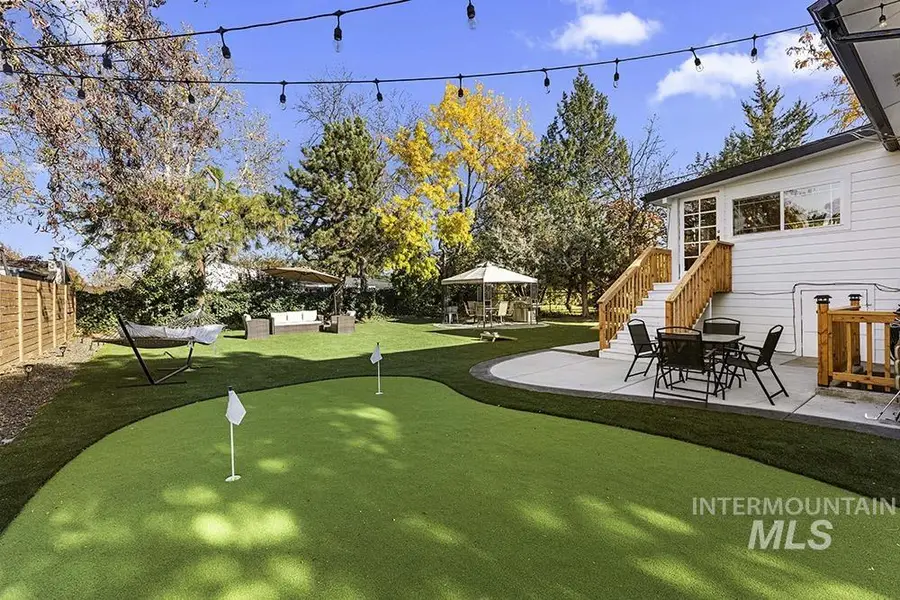 4302 W Meriwether Dr, Boise, ID 83705 - #2