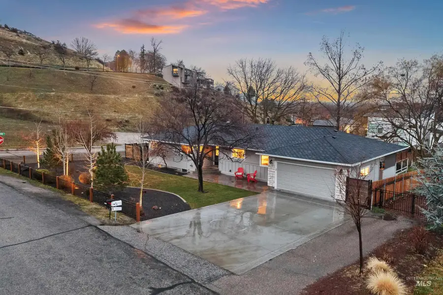 4801 W. Hillside Ave, Boise, ID 83703 - #2