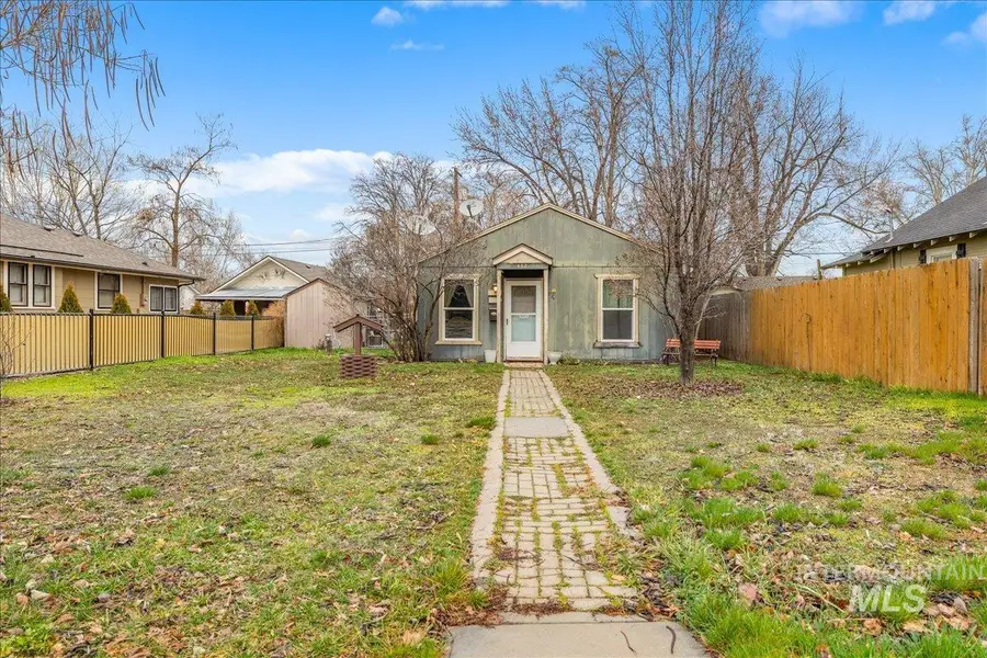 432 E Pine, Meridian, ID 83642 - #2