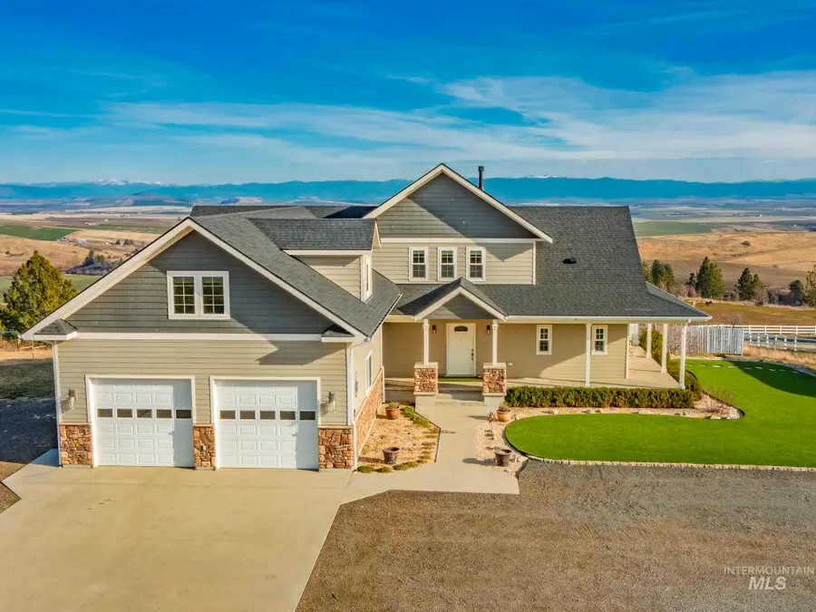 659 Reservation Line Rd, Cottonwood, ID 83522 - #3