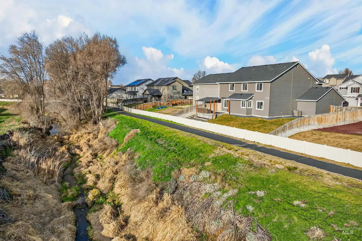 3525 S Fork Ave, Nampa, ID 83686 - #1