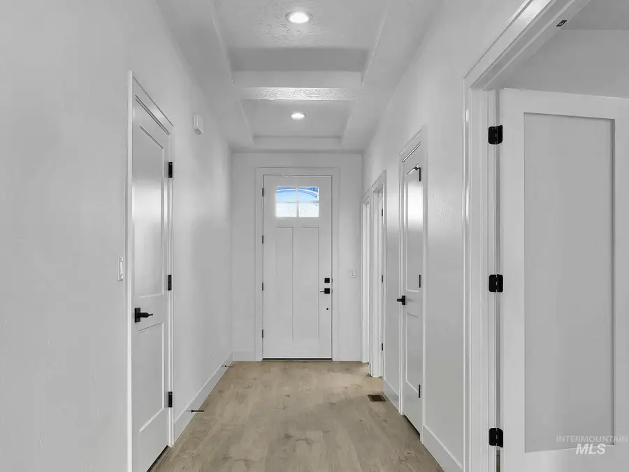 9725 W Snow Wolf Ln, Star, ID 83669 - #3