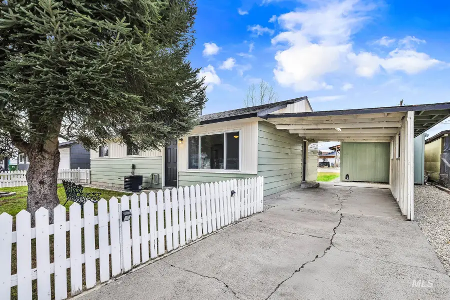 517 S Minnesota, Fruitland, ID 83619 - #3